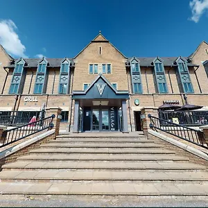 Village Leeds North Hotel